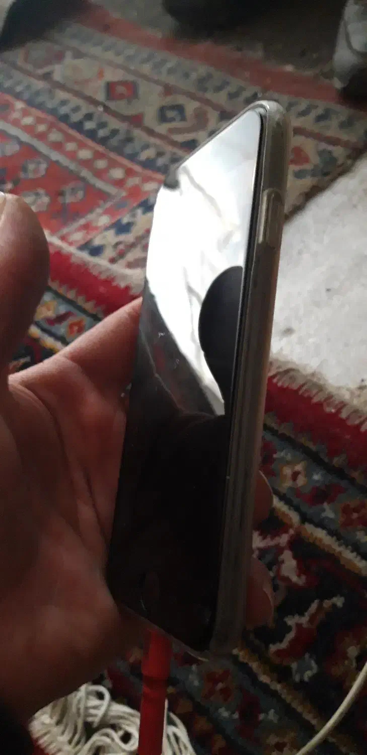 گوشی آیفون se 2020|موبایل|تهران, شهرک بعثت|دیوار