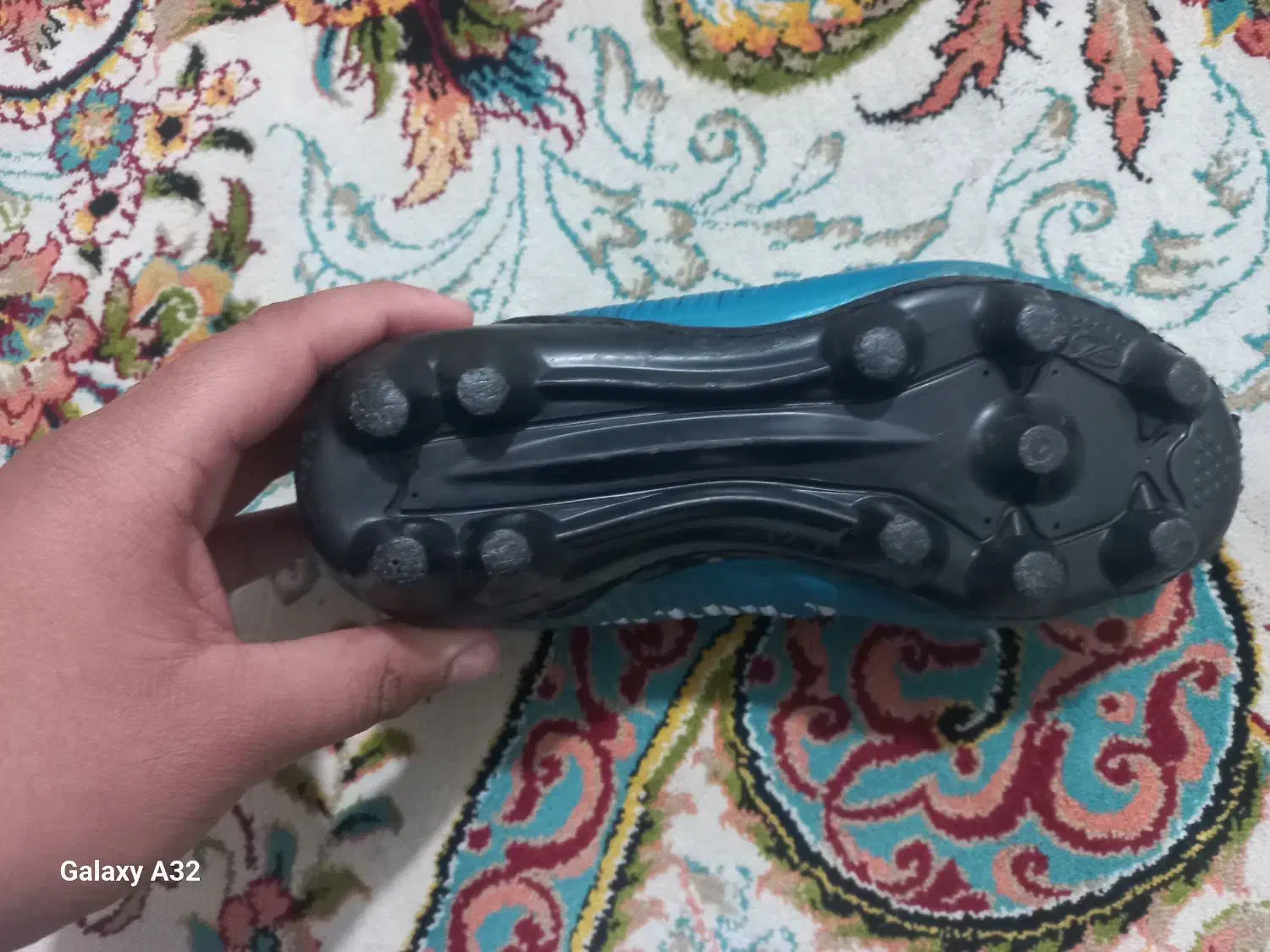 کفش چمن|ورزشهای توپی|بهبهان, |دیوار