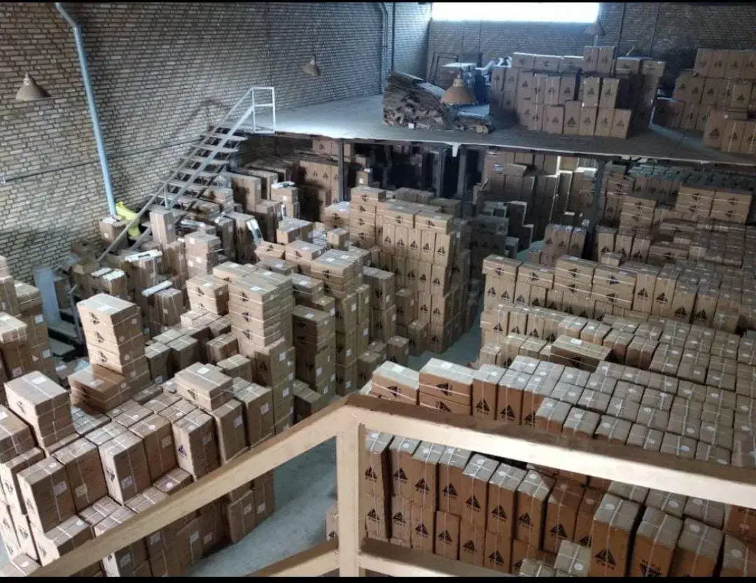 فروش بی واسطه کاغذدیواری کفپوش پارکت پوستر|مصالح و تجهیزات ساختمان|کرج, گوهردشت|دیوار