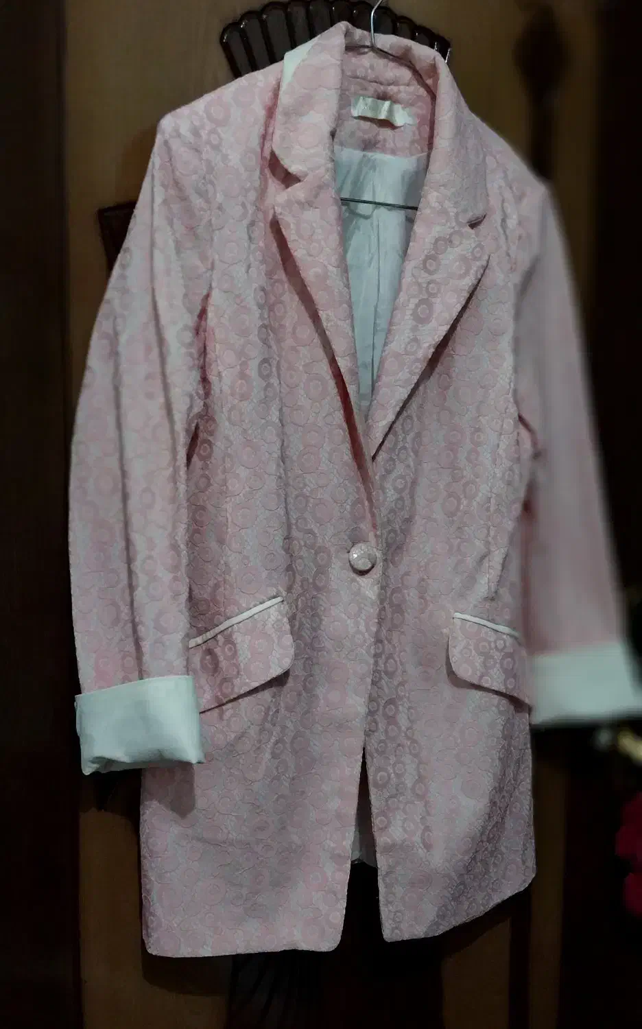 مانتو|لباس|فارسان, |دیوار