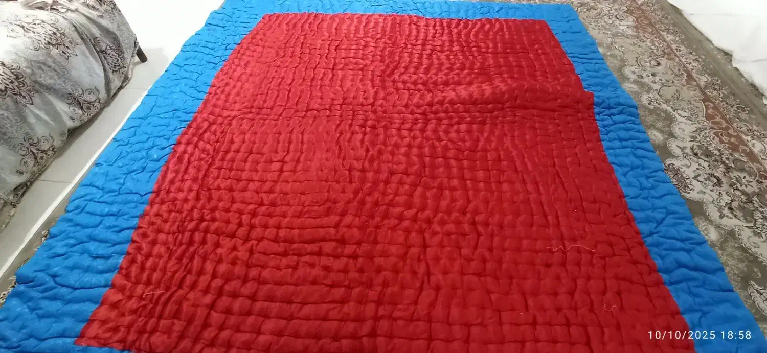 لحاف|رختخواب، بالش، پتو|مبارکه, |دیوار