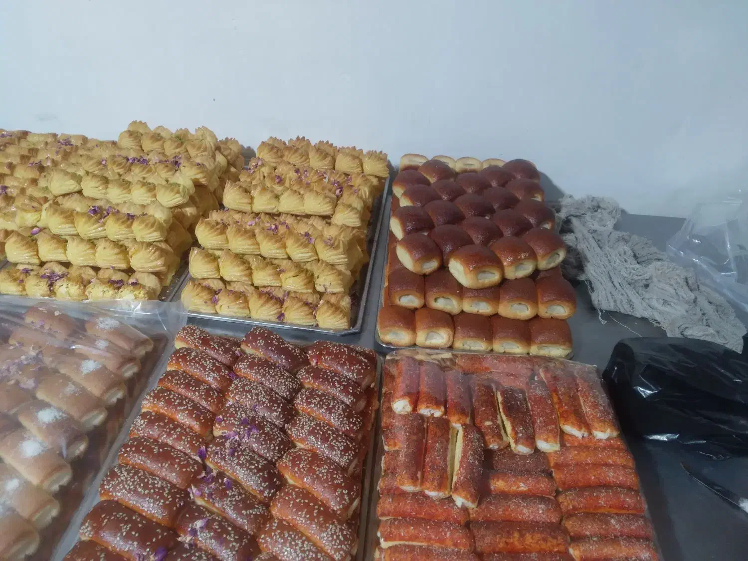 شیرینی|خوردنی و آشامیدنی|شاهدشهر, |دیوار