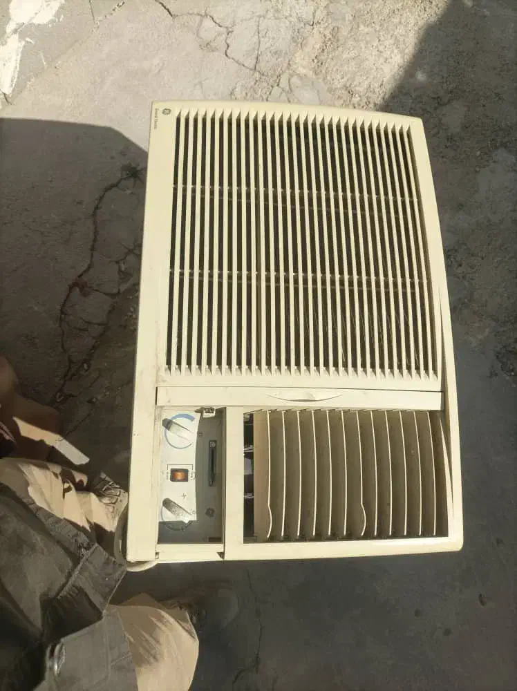 کولر گازی پنجره‌ای 24000 موتور سنگین در حد نو|کولر گازی و فن‌کوئل|دهدشت, |دیوار