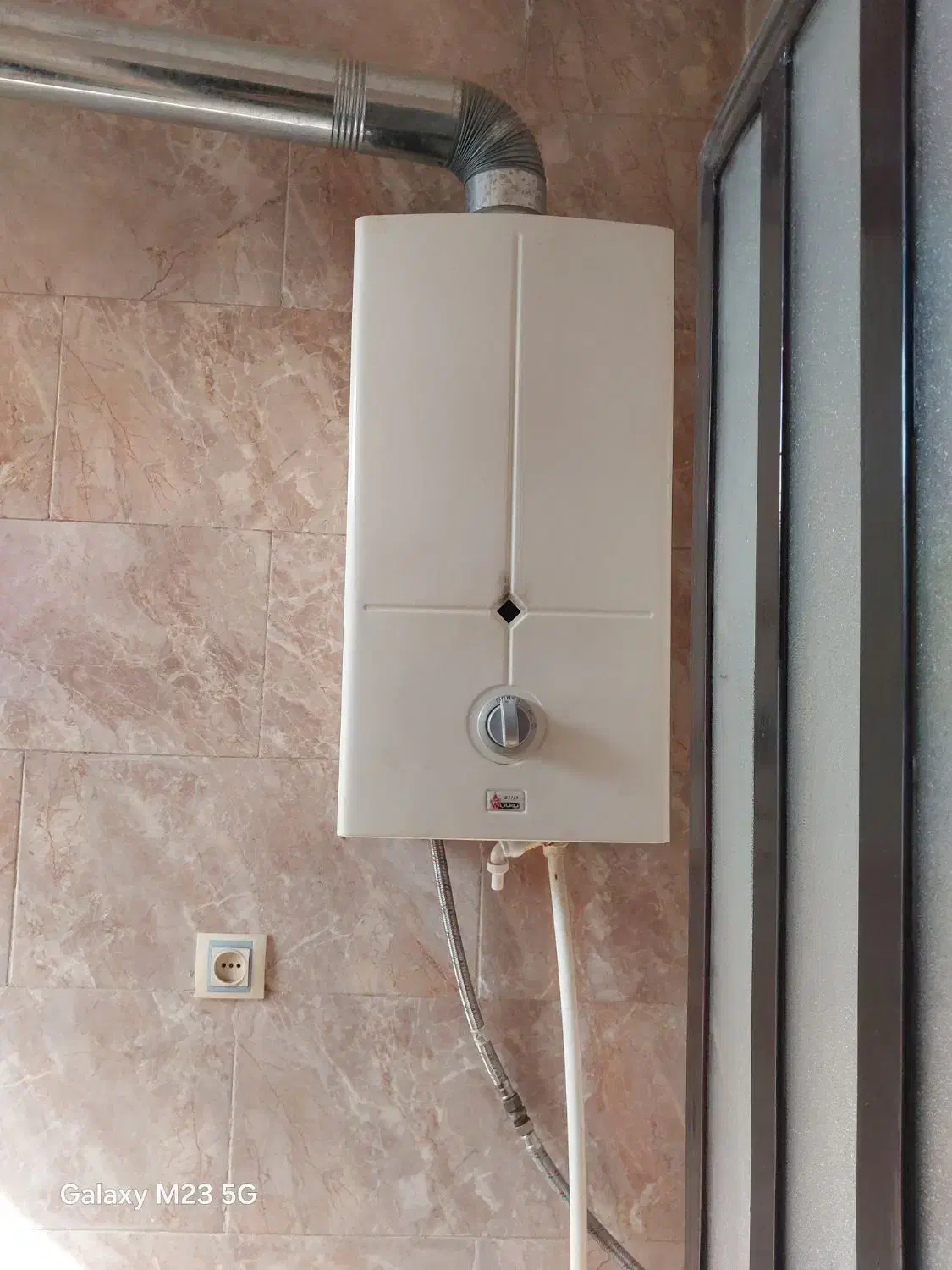 آبگرمکن گازی..|آبگرمکن، پکیج، شوفاژ|آبادان, |دیوار