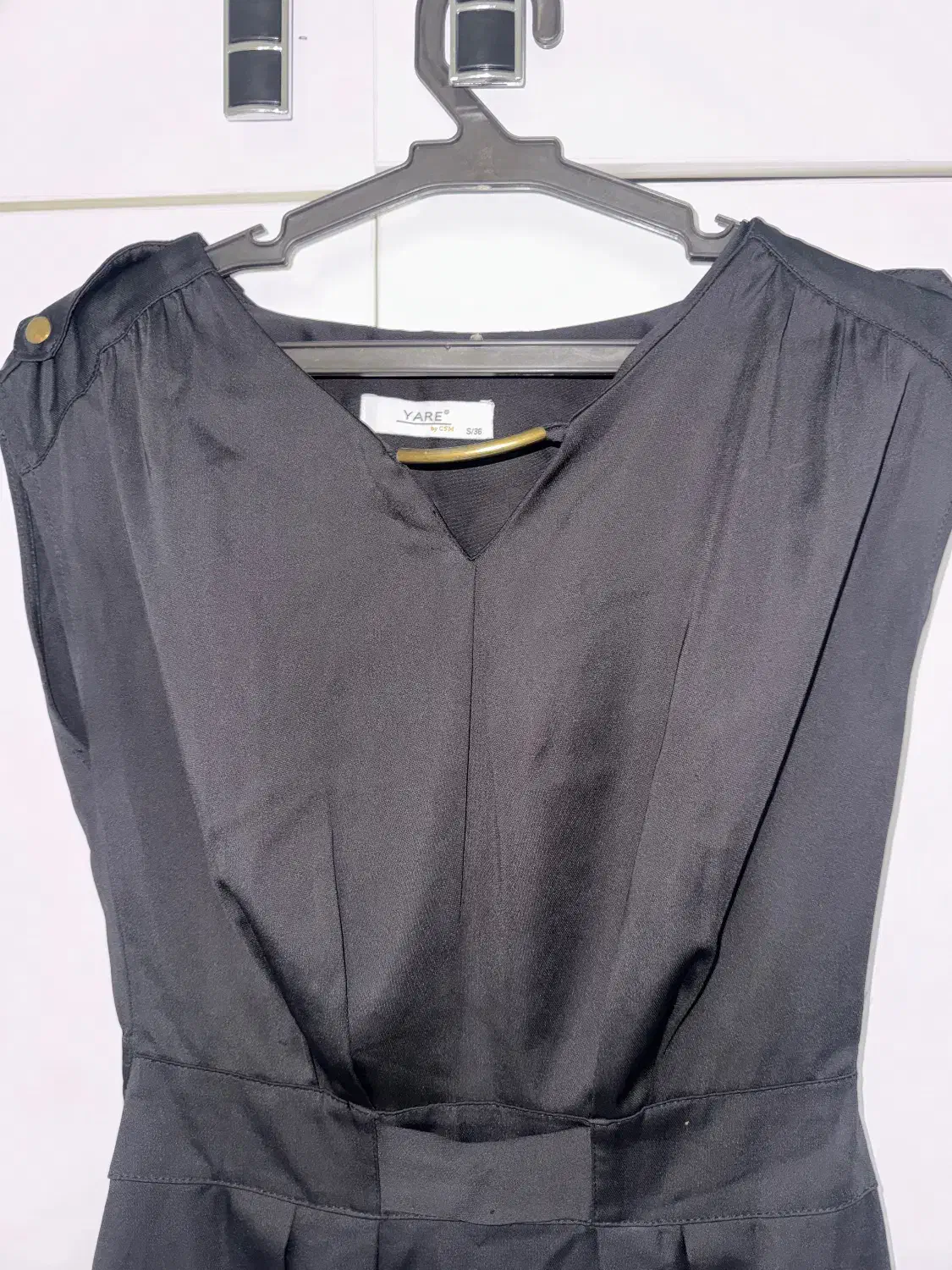 پیرهن زیبا|لباس|رشت, گلسار|دیوار