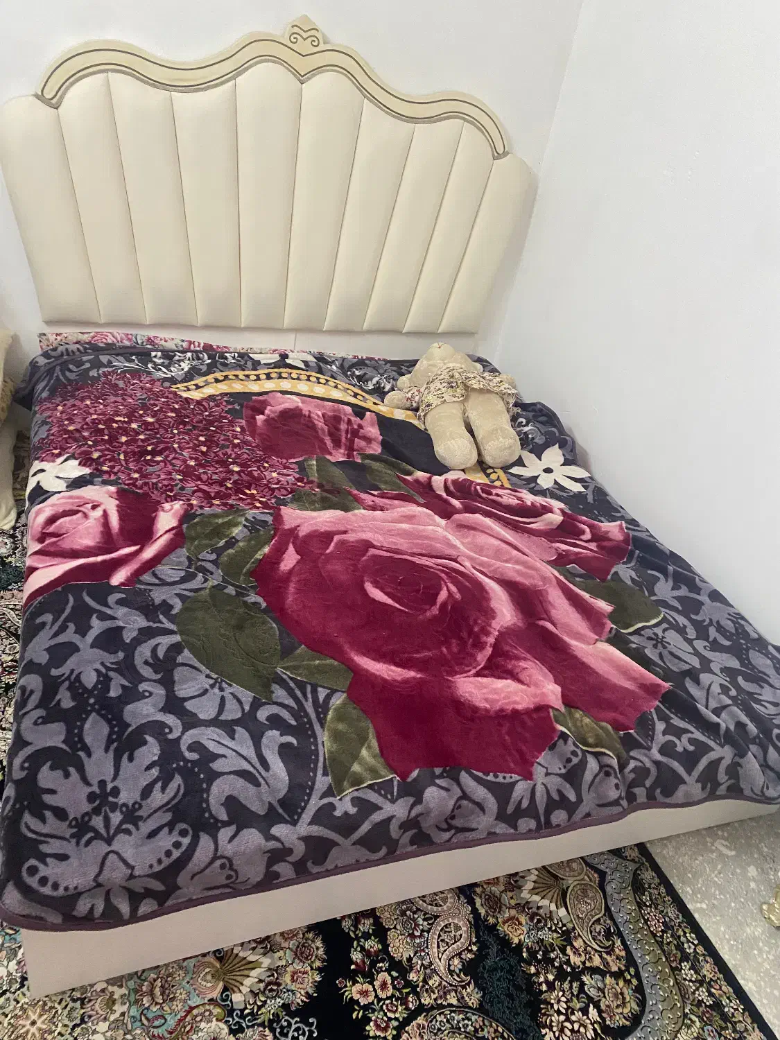 مبل و تخت|مبلمان خانگی و میز عسلی|آمل, |دیوار