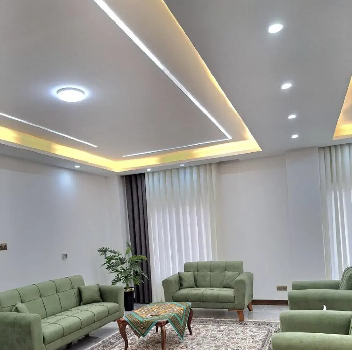 اپارتمان دو خواب شیک در صادقیه|اجارهٔ کوتاهمدت آپارتمان و سوئیت|تهران, شهرک پرواز|دیوار