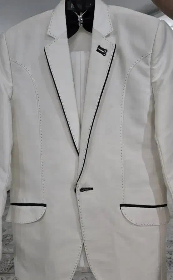 کت و شلوار سفید و مشکی و پافر|لباس|تهران, شهرک هما|دیوار