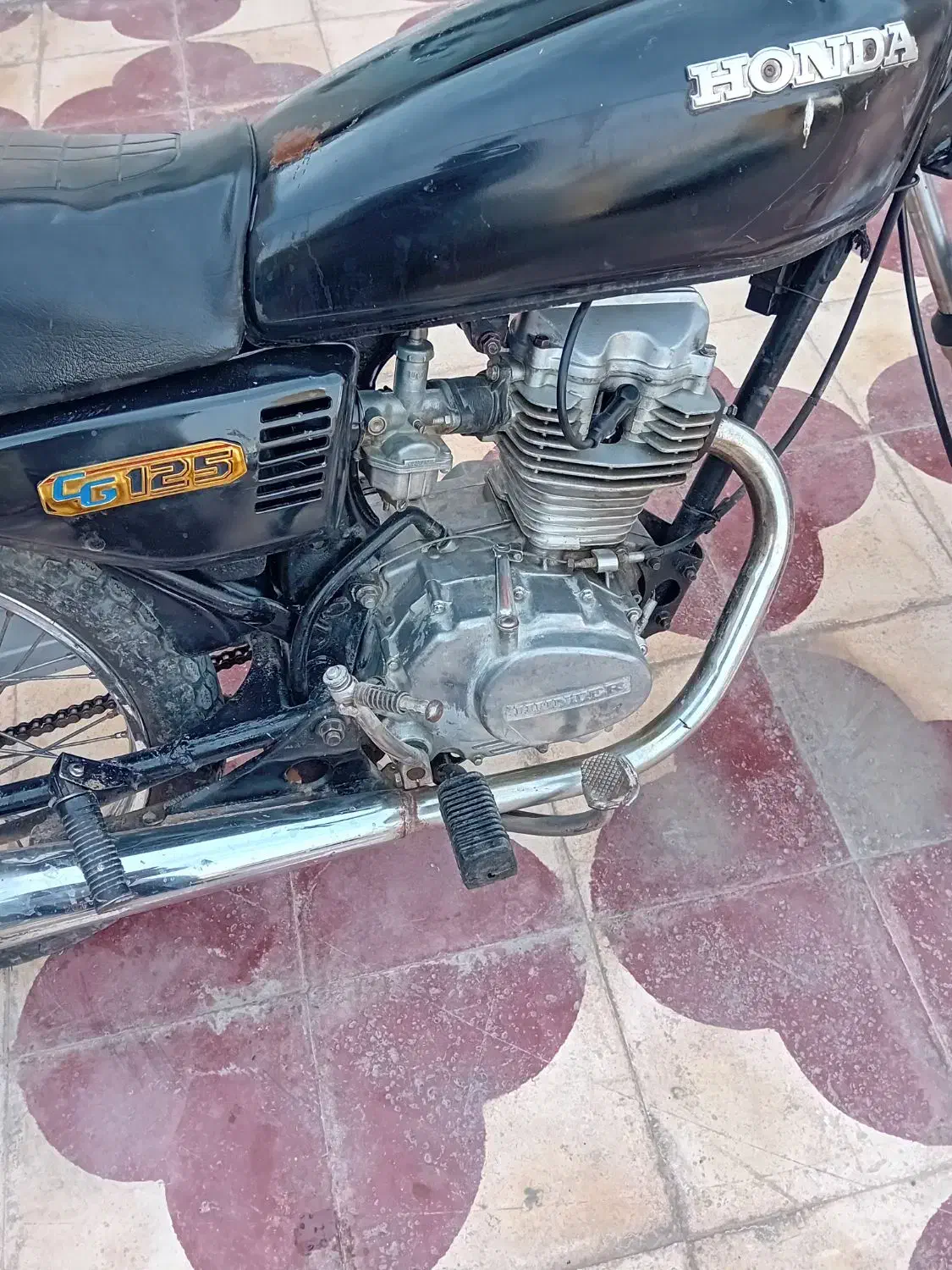 موتور مدل ۸۳ پلاک قدیم|موتورسیکلت|شیراز, داریون|دیوار