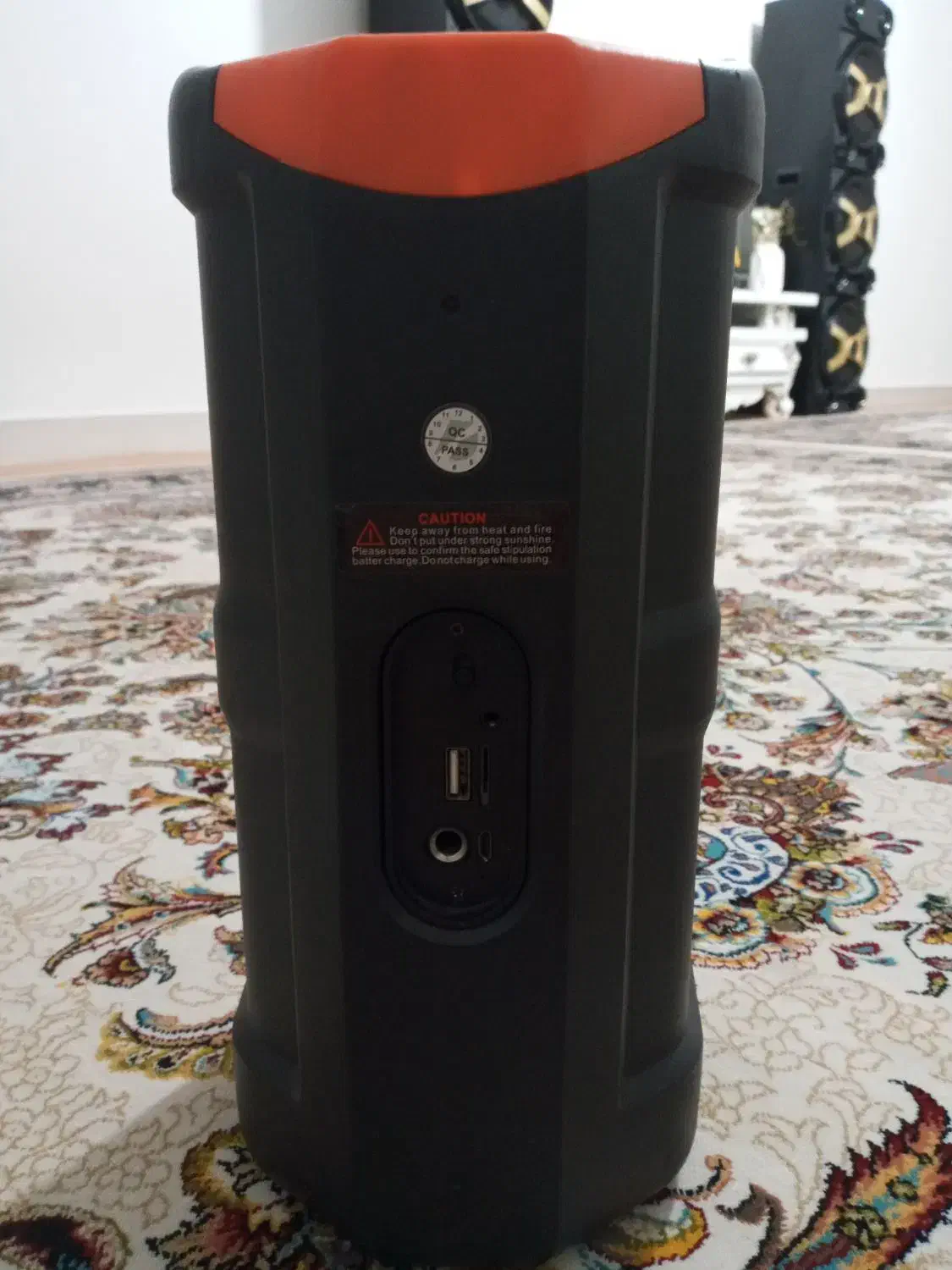 اسپیکر|پخش‌کننده همراه|قرچک, پویینک|دیوار