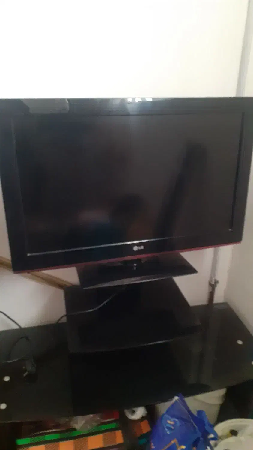 تلوزیون ۳۲ اینج الجی|تلویزیون و پروژکتور|خرم‌آباد, |دیوار