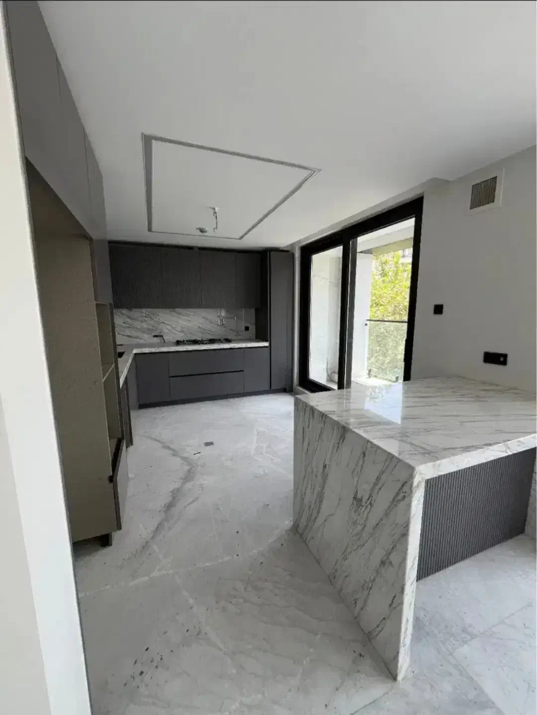 ۱۷۰ متر/سه خواب /خوش نقشه /امیرآباد شمالی|فروش آپارتمان|تهران, امیرآباد|دیوار