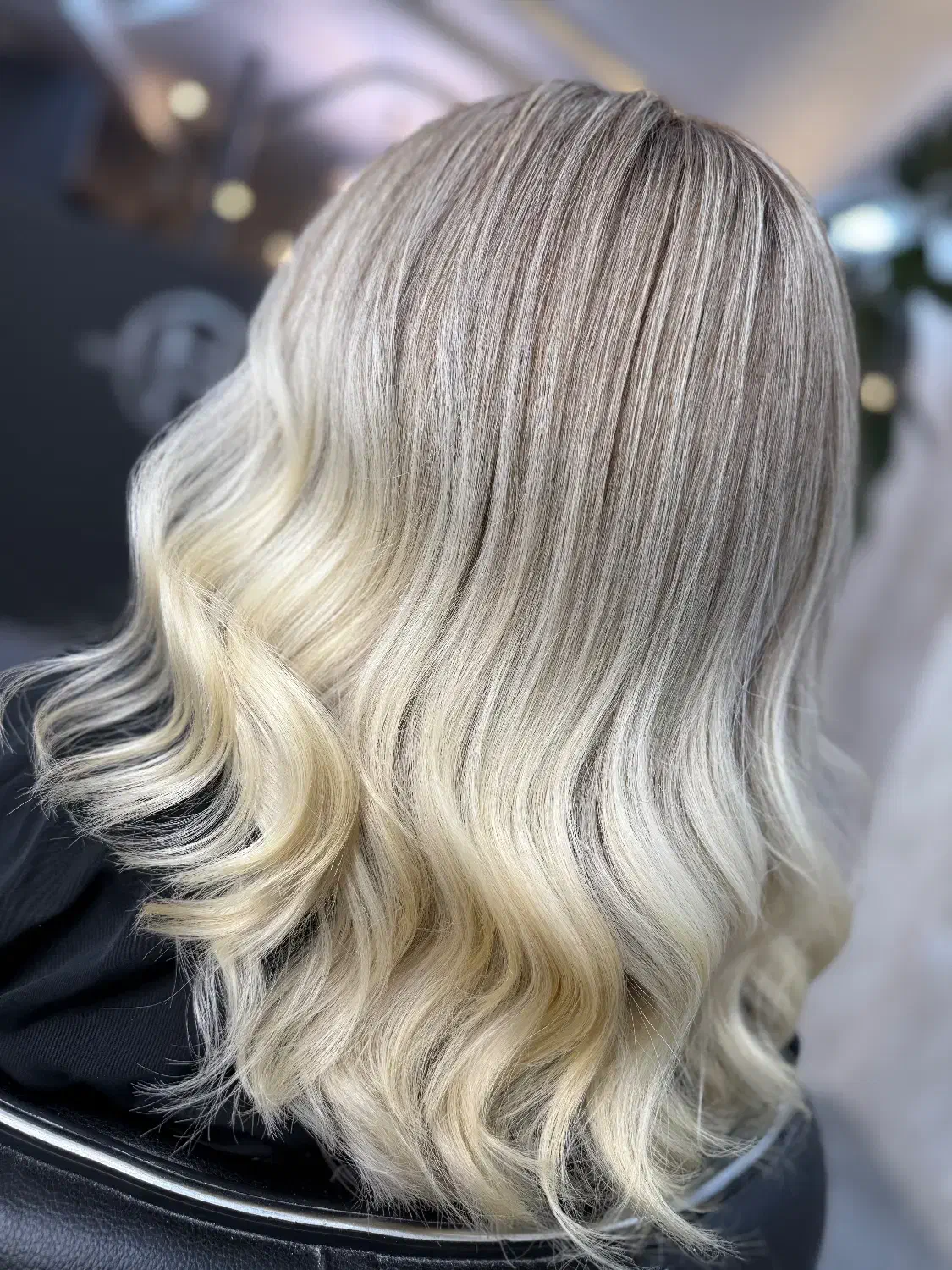 مدل آمبره|خدمات آرایشگری و زیبایی|رشت, دیلمان|دیوار