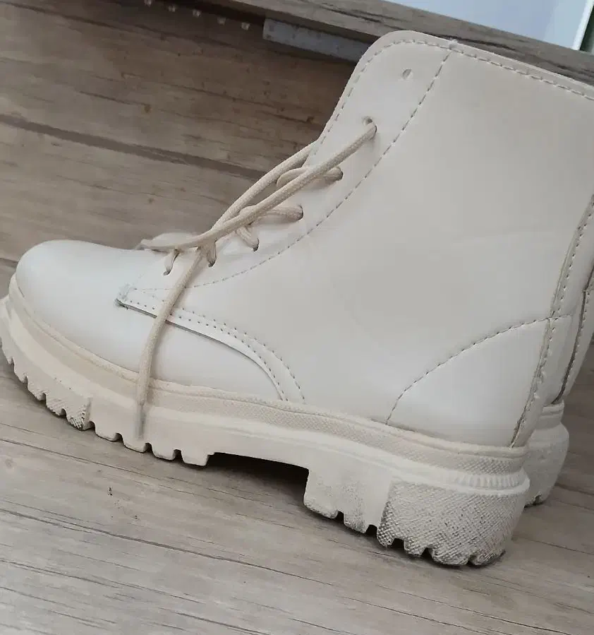 بوت پاخور زیبا 450|کیف، کفش، کمربند|مشهد, شهید قربانی|دیوار