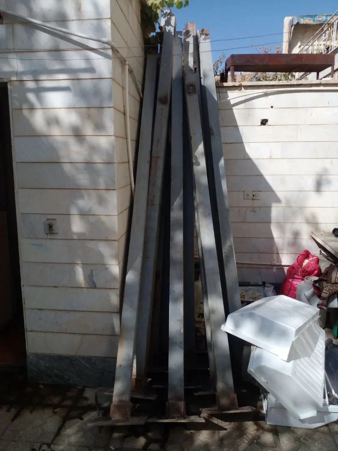 قوطی نرده نردبان درب ورق شیروانی|مصالح و تجهیزات ساختمان|اراک, |دیوار