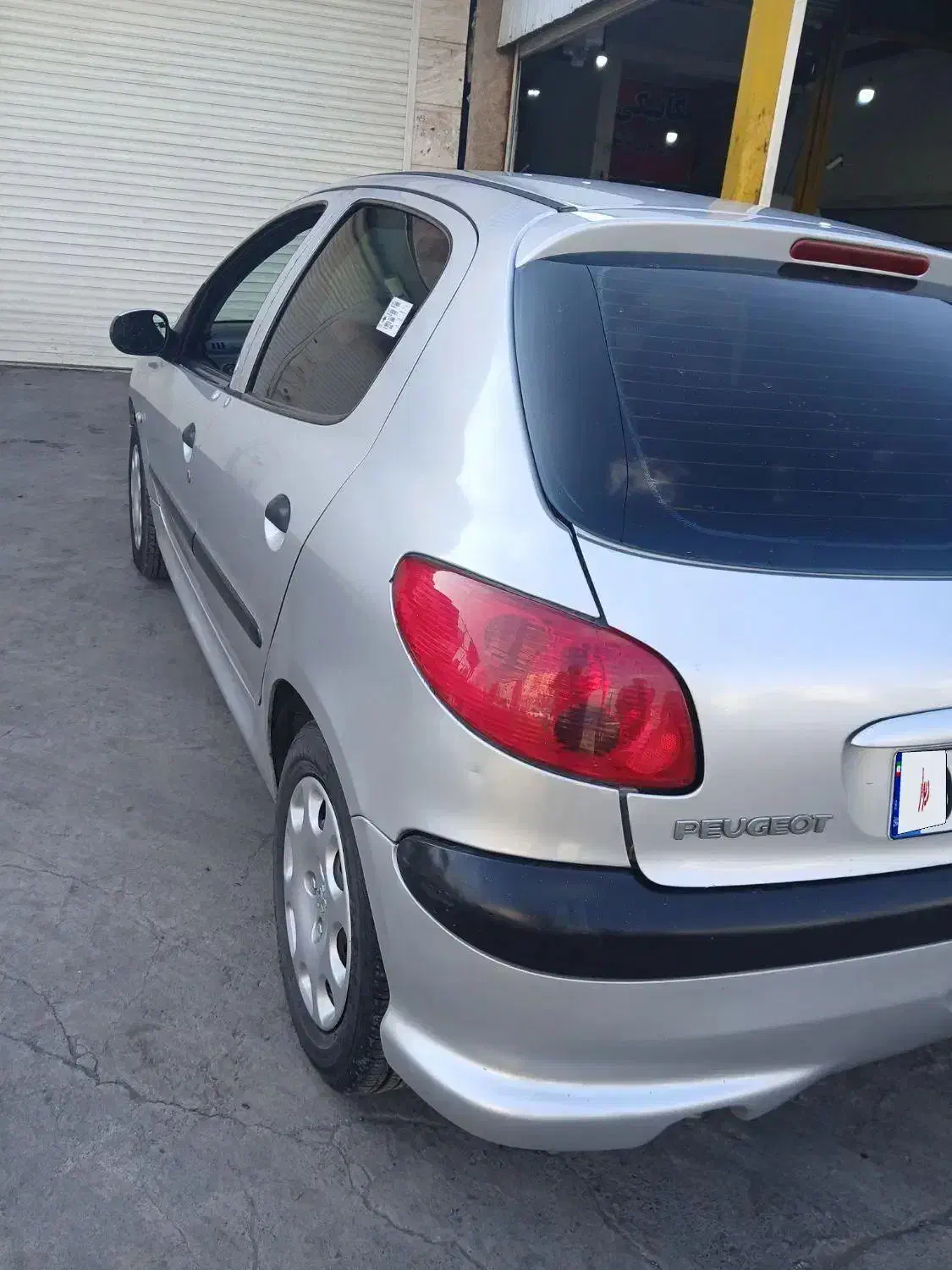 206|خودرو سواری و وانت|رشت, لاکان|دیوار