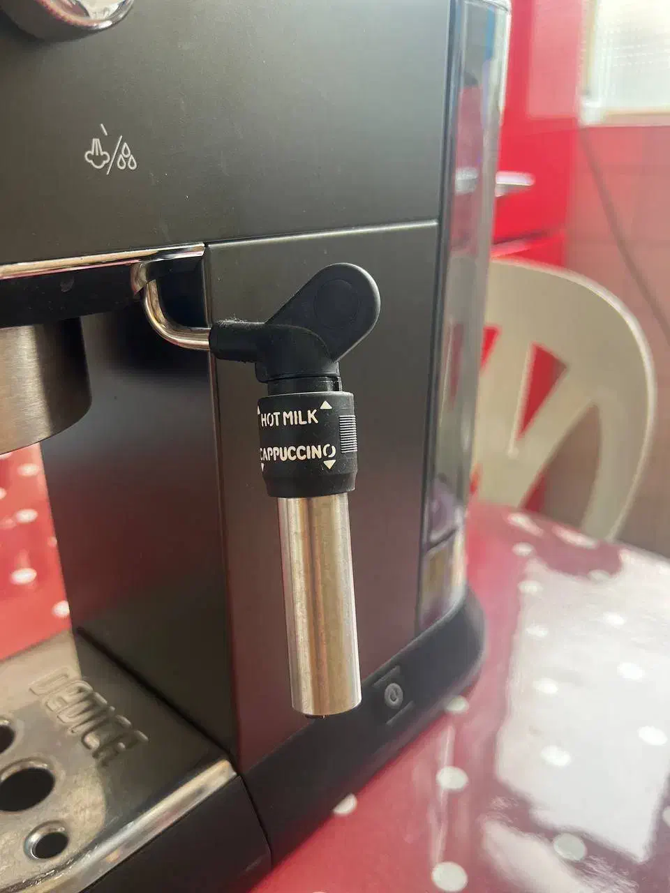 اسپرسوساز دلونگی Delonghi 685|سماور، چایساز، قهوهساز|بابل, |دیوار