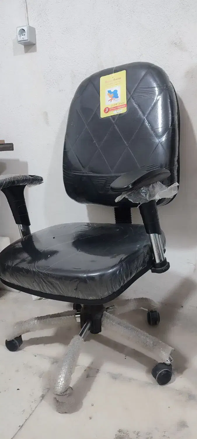 صندلی چرخ دار|صندلی و نیمکت|بوشهر, |دیوار