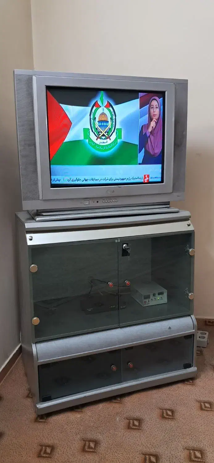 تلویزیون LG مدل طرح لبخند ۲۹ اینچ|تلویزیون و پروژکتور|شهریار, شهریار|دیوار