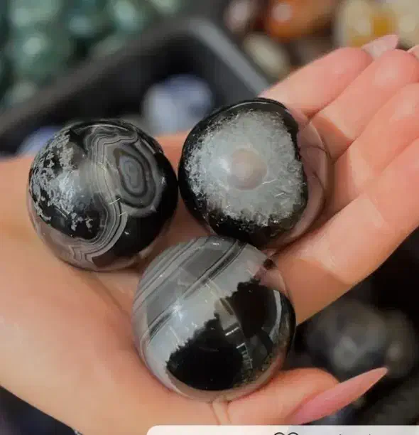 سنگ سلستین جواهری کلکسیونی|جواهرات|شوشتر, |دیوار