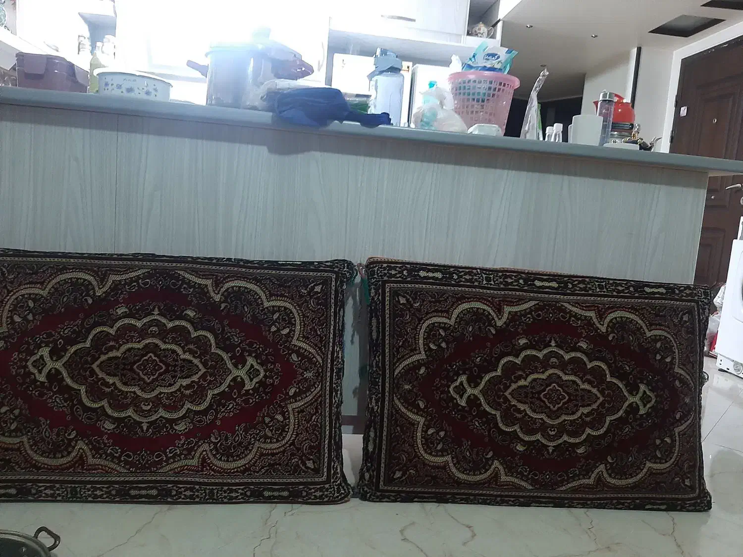 یک جفت پشتی مخته|پشتی|اصفهان, خانه اصفهان|دیوار