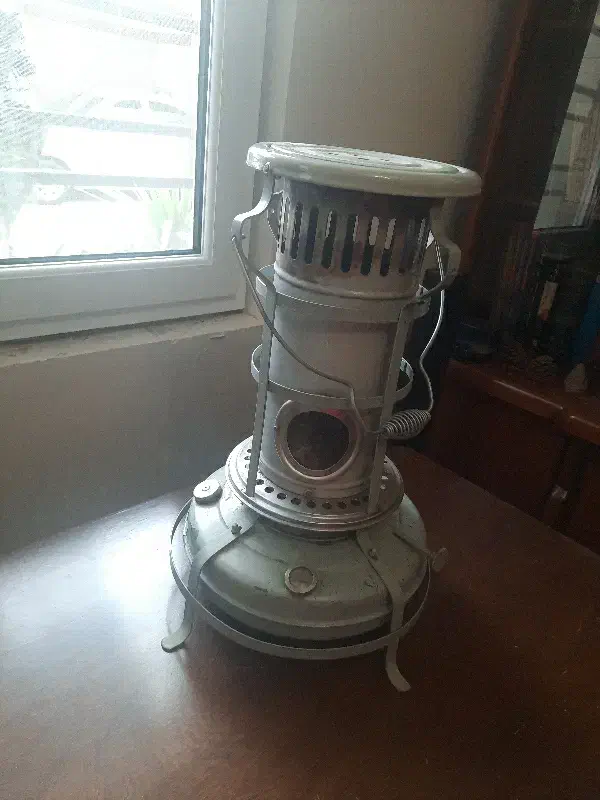 علائدین|کلکسیون اشیاء عتیقه|گلبهار, شهر جدید گلبهار|دیوار