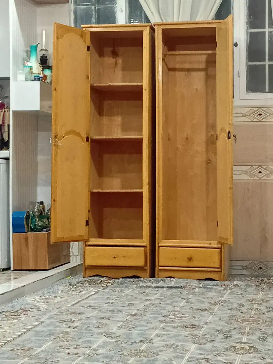 کمد دراور|جاکفشی، کمد، دراور|بیرجند, |دیوار