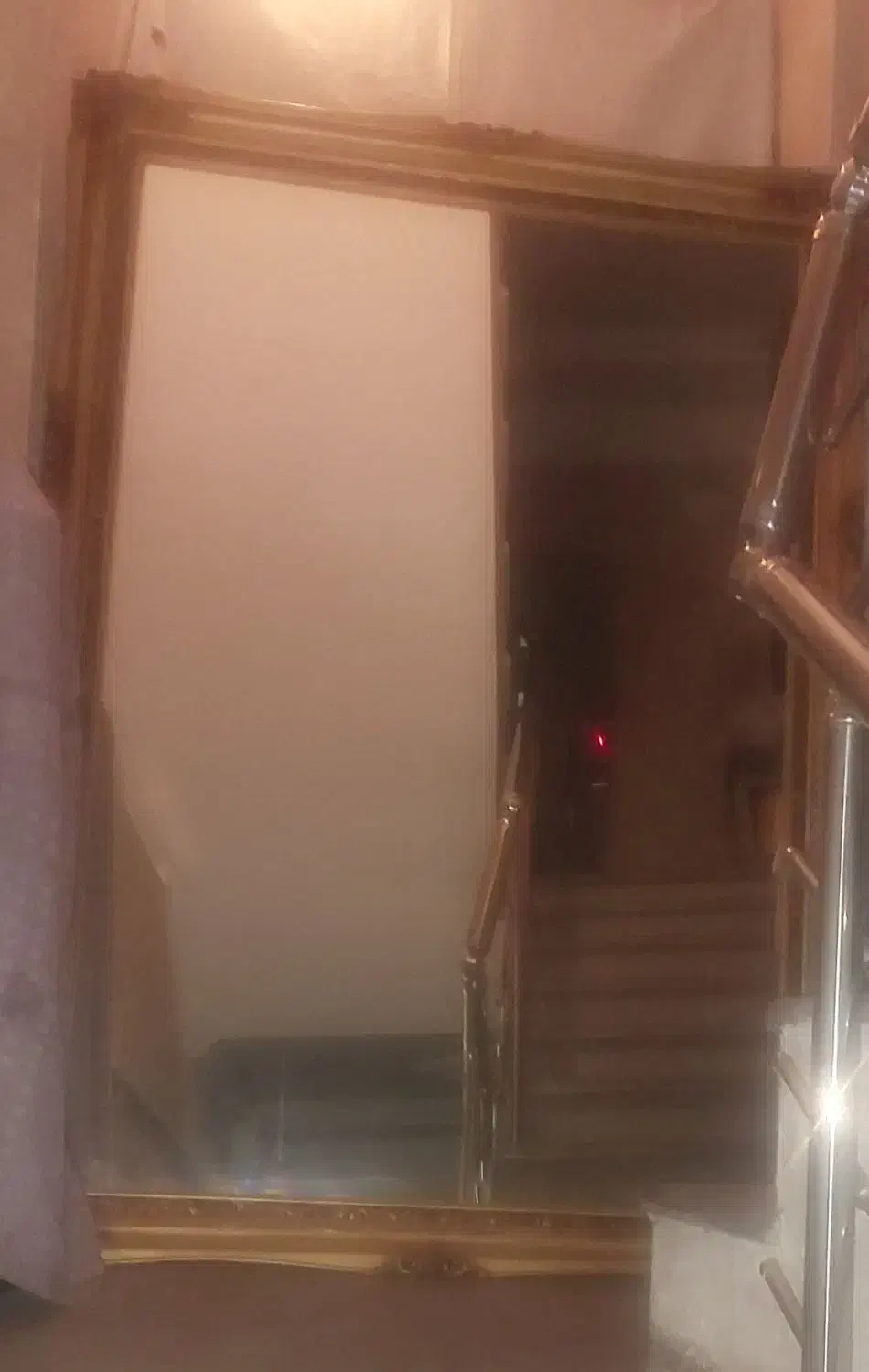 آینه قدی|آینه|تهران, سلسبیل شمالی|دیوار