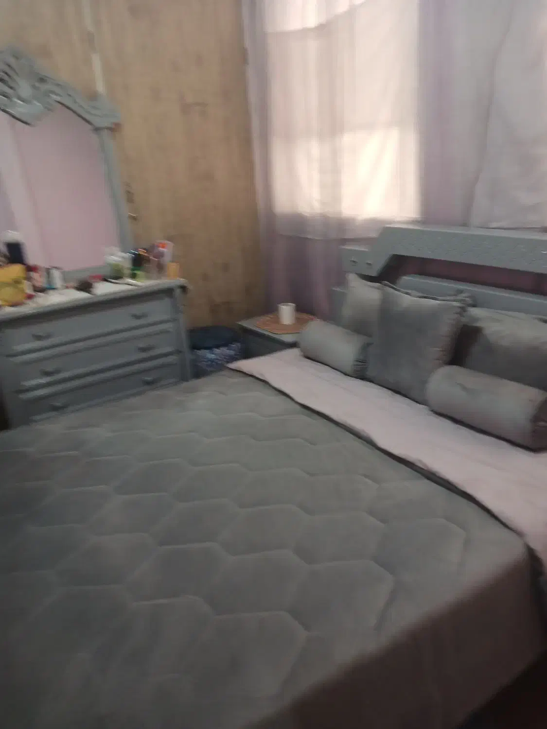 سرویس خواب دونفر سالم و تمیز بدون تشگ|تخت و سرویس خواب|فردیس, دهکده|دیوار