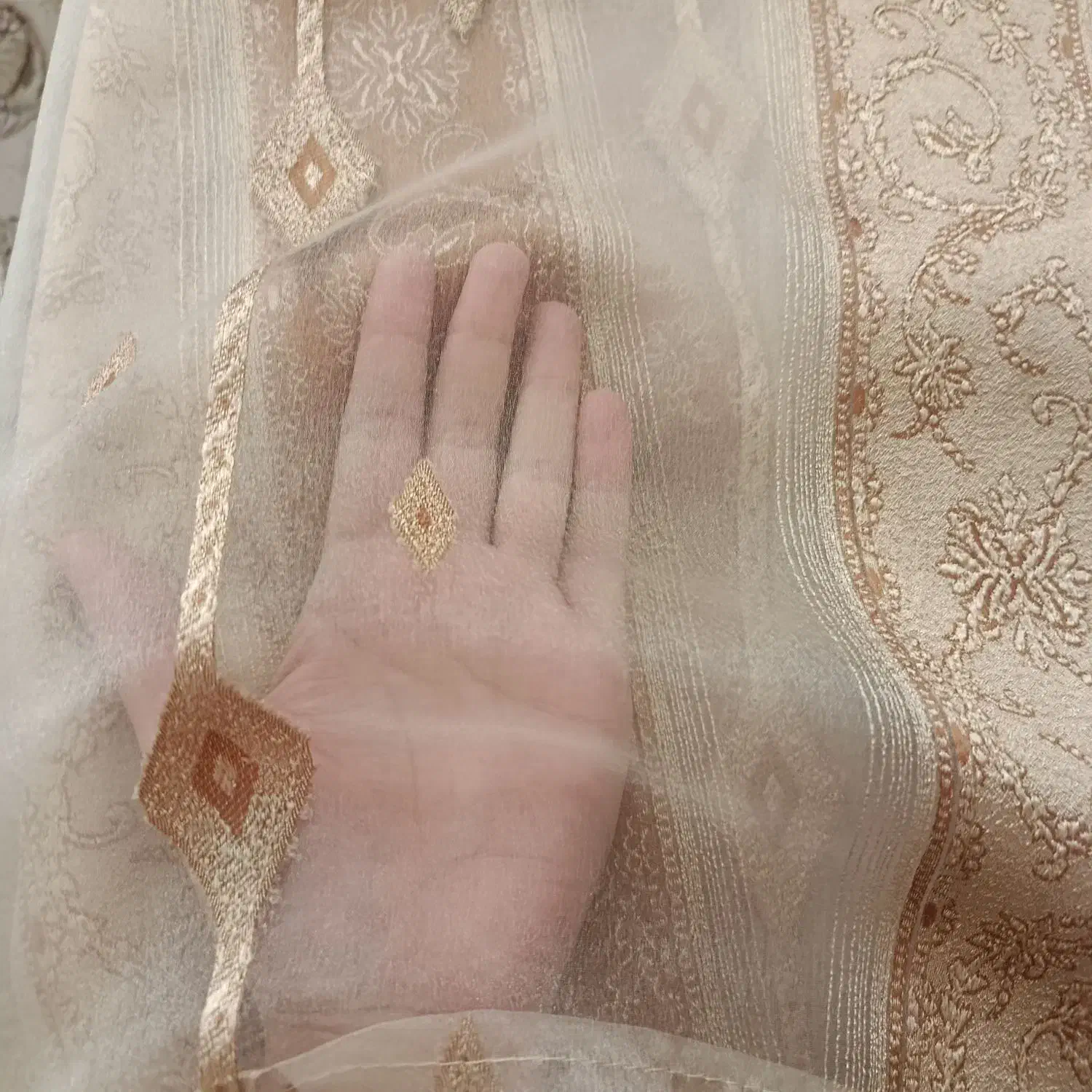 فروش فوری پرده حریر ، والان ، زیر پرده ای|پرده، رانر، رومیزی|سبزوار, هویزه|دیوار