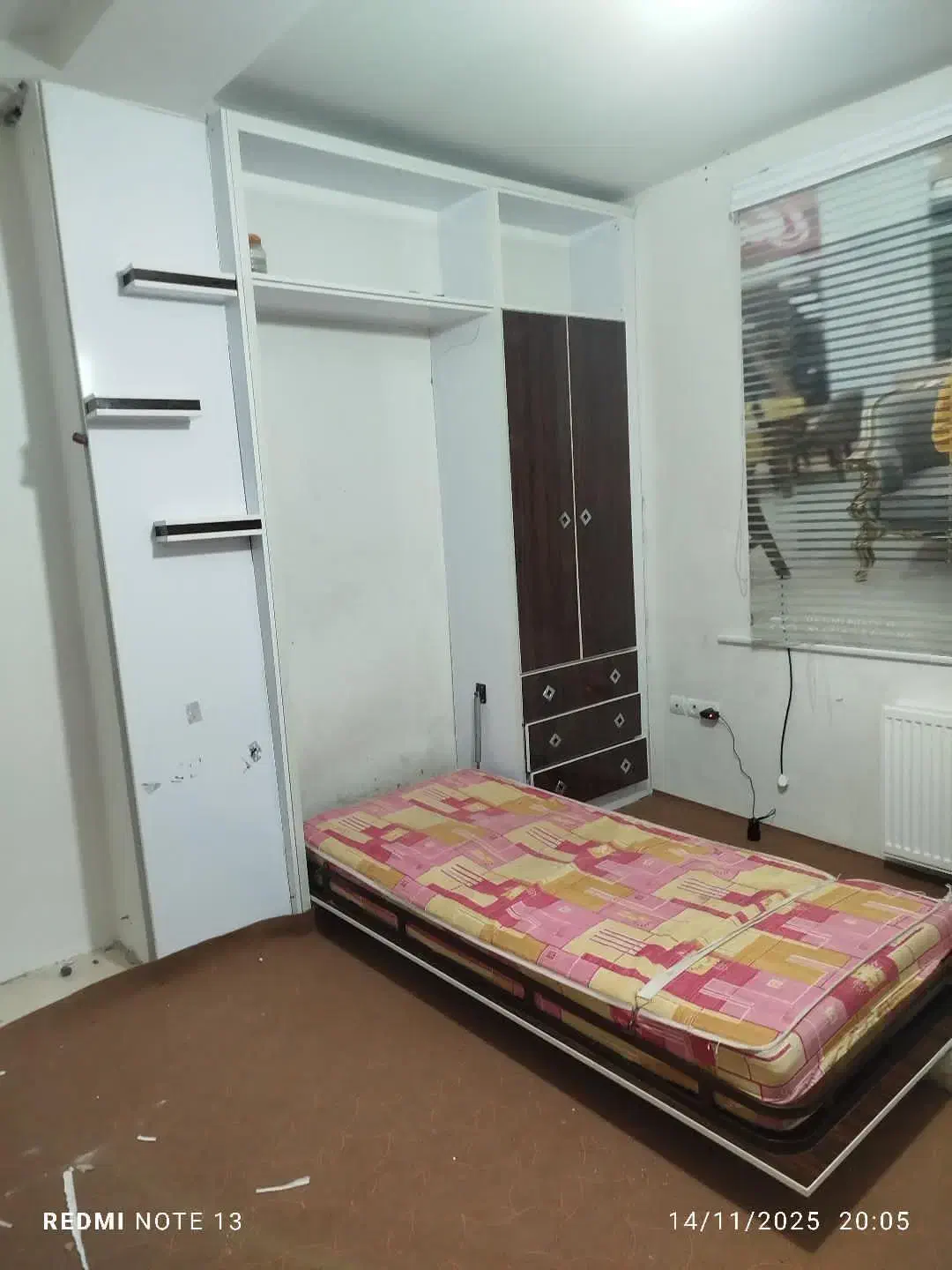 تخت خاب تاشوباکمدوتشک ۱۵ملیون|مبلمان خانگی و میز عسلی|میانه, |دیوار