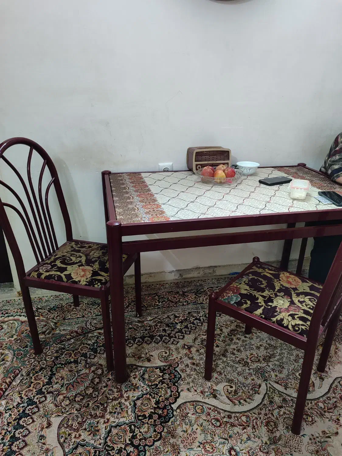 میزناهار خوری ۴ نفره|میز و صندلی غذاخوری|مشهد, شهرک ابوذر|دیوار