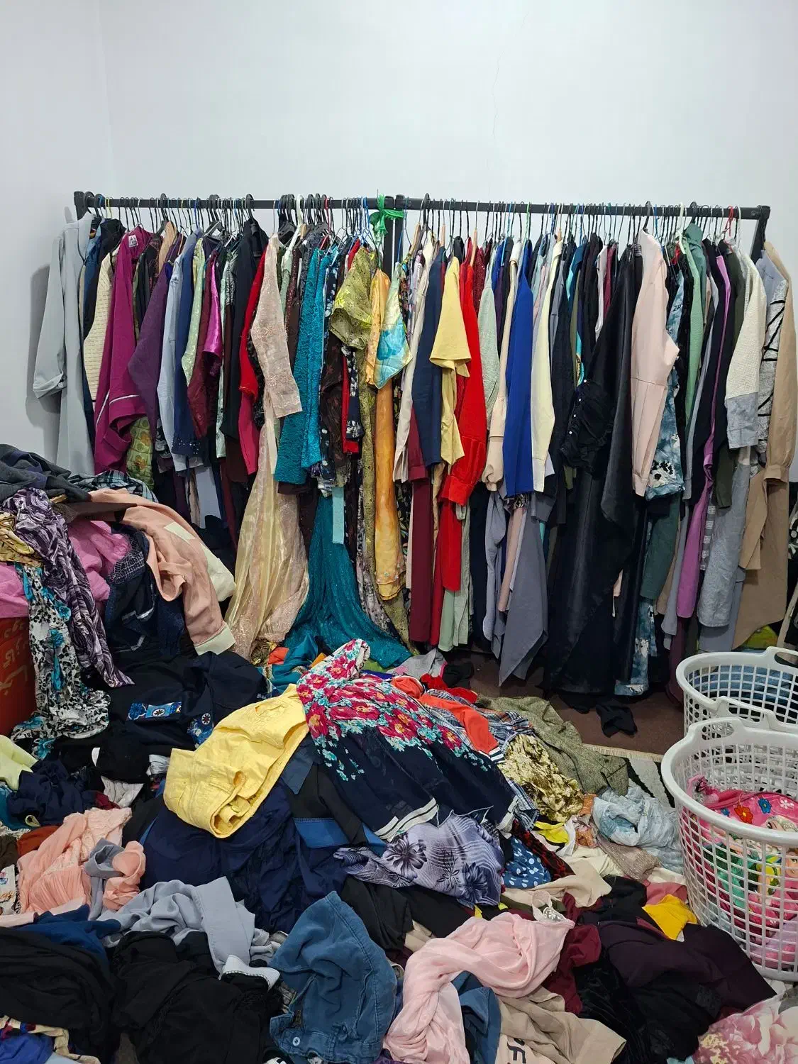 لباس دست دو|لباس|اهواز, بیست متری شهرداری|دیوار