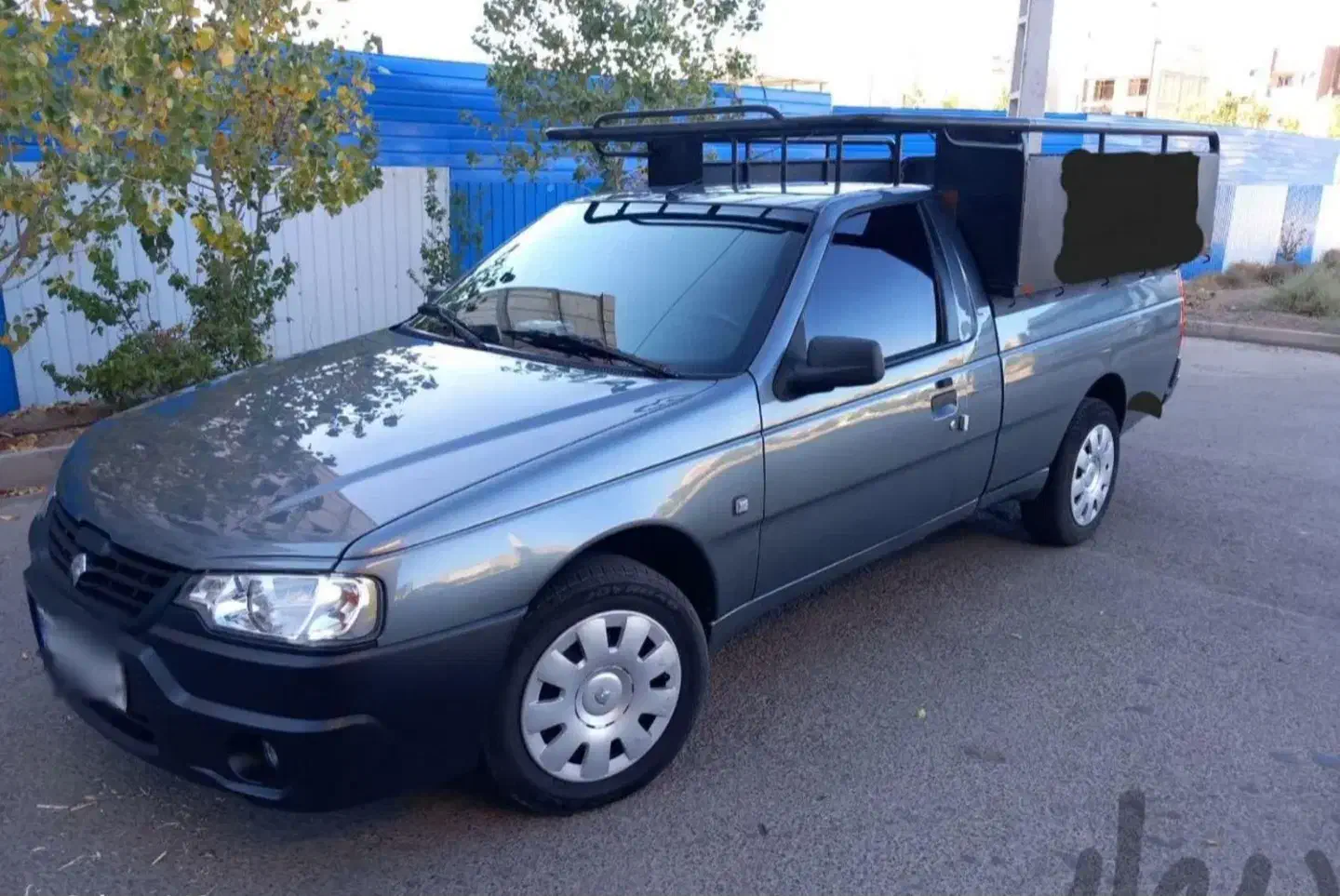 به تعدادی وانت،نیسان،کارگر حمل اثاثیه نیازمندیم|استخدام حمل و نقل|رشت, کوی حسینی|دیوار