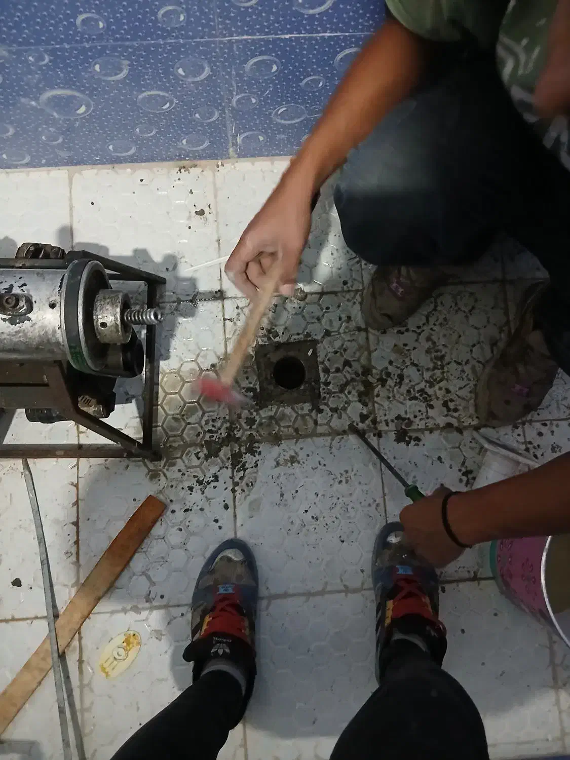 لوله بازکنی و تخلیه چاه هم نقاط کرج تضمینی|خدمات پیشه و مهارت|ماهدشت, |دیوار