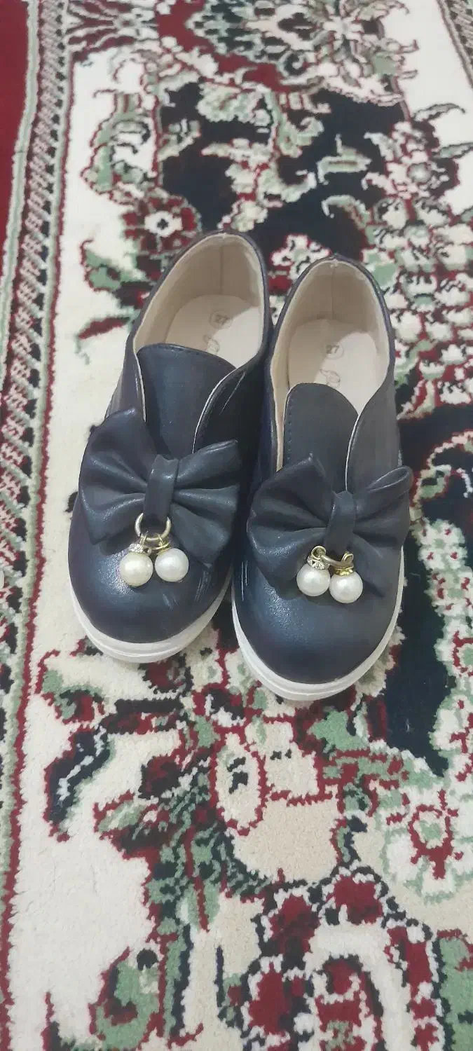 کفش دخترانه|کفش و لباس بچه|خرمآباد, |دیوار