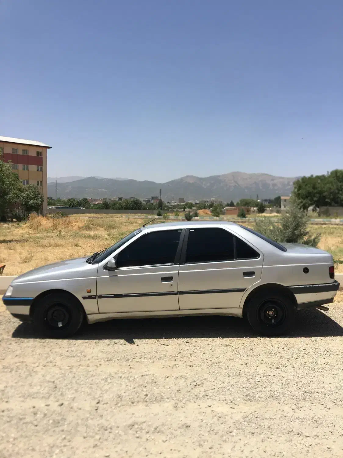 فروشی|خودرو سواری و وانت|مریوان, |دیوار