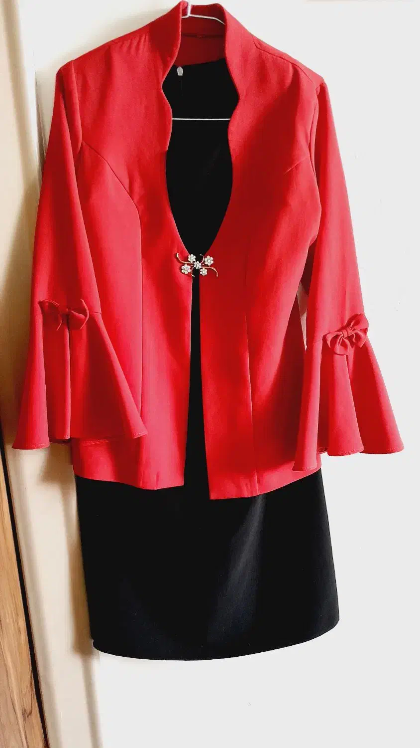 کت سارافون مجلسی|لباس|نیشابور, هفده شهریور|دیوار