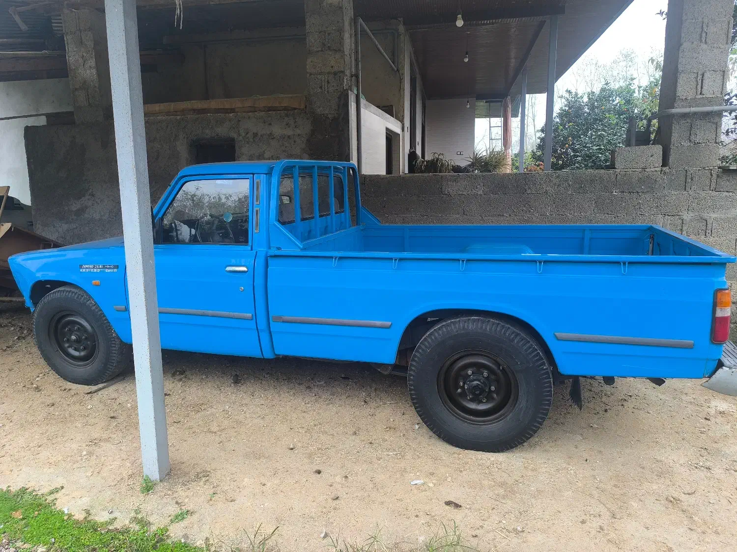 فروش نیسان آبی کم کارکرد مدل ۹۶|خودرو سواری و وانت|فومن, |دیوار