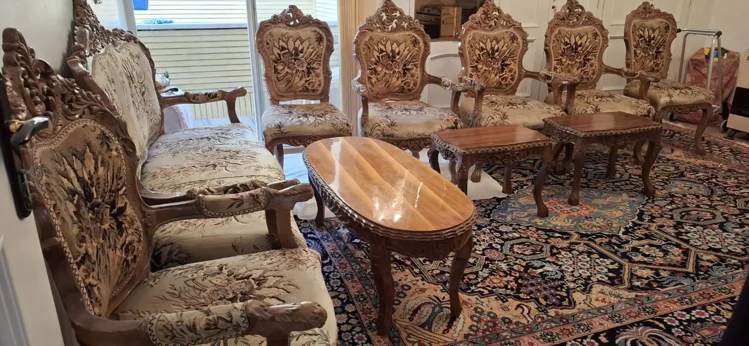 مبل۹نفره چوب گردو کاردولت آبادقدیمی|مبلمان خانگی و میز عسلی|اصفهان, سنبلستان|دیوار