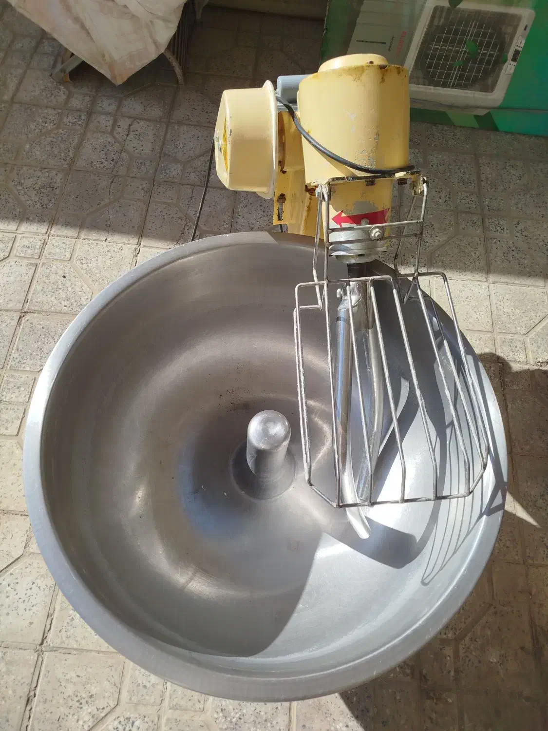 خمیر گیر،تنورگازی،پهن کن|ماشینآلات صنعتی|شاهینشهر, حافظ جنوبی|دیوار