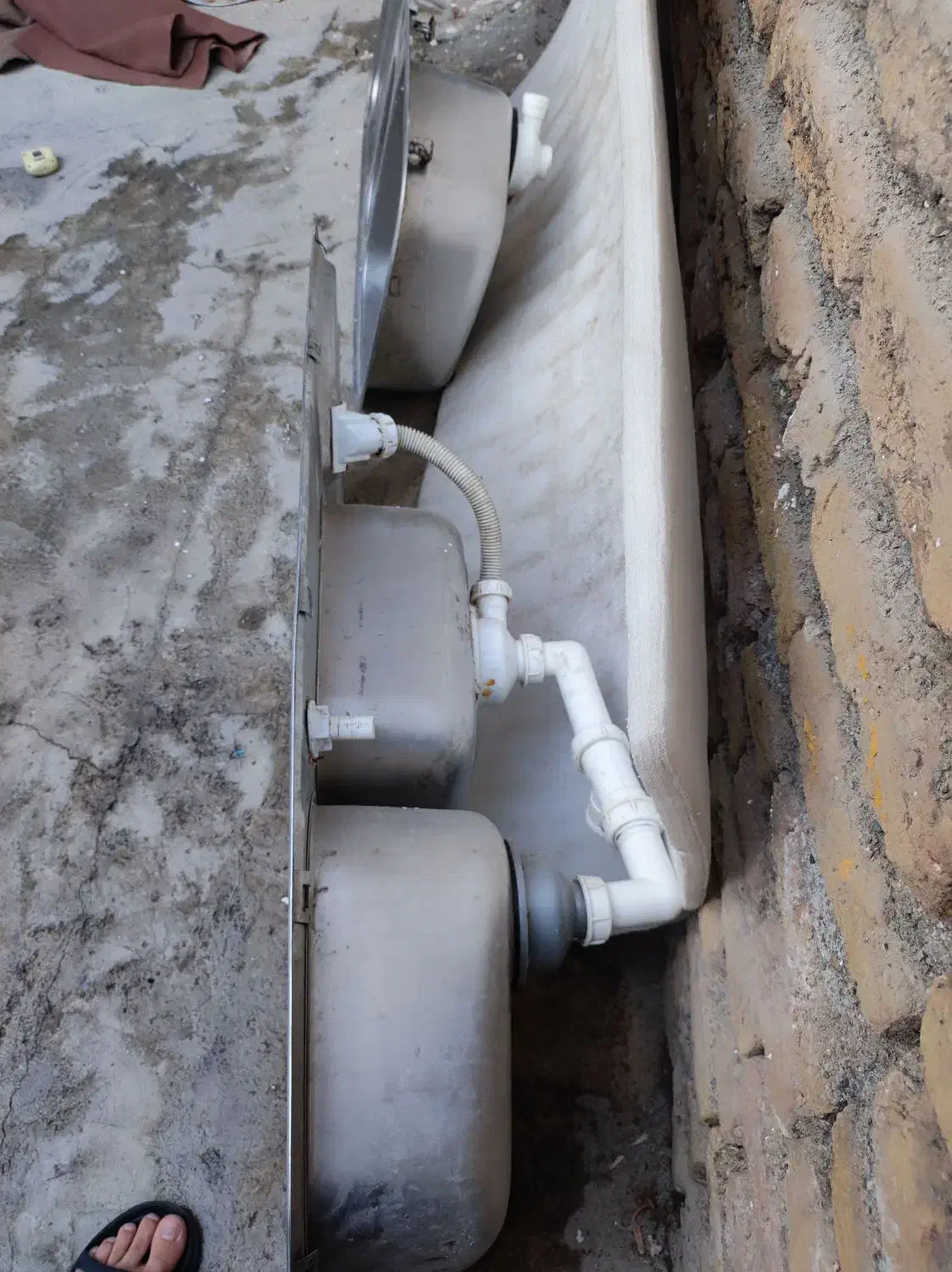 سینک|مصالح و تجهیزات ساختمان|رامجین, |دیوار