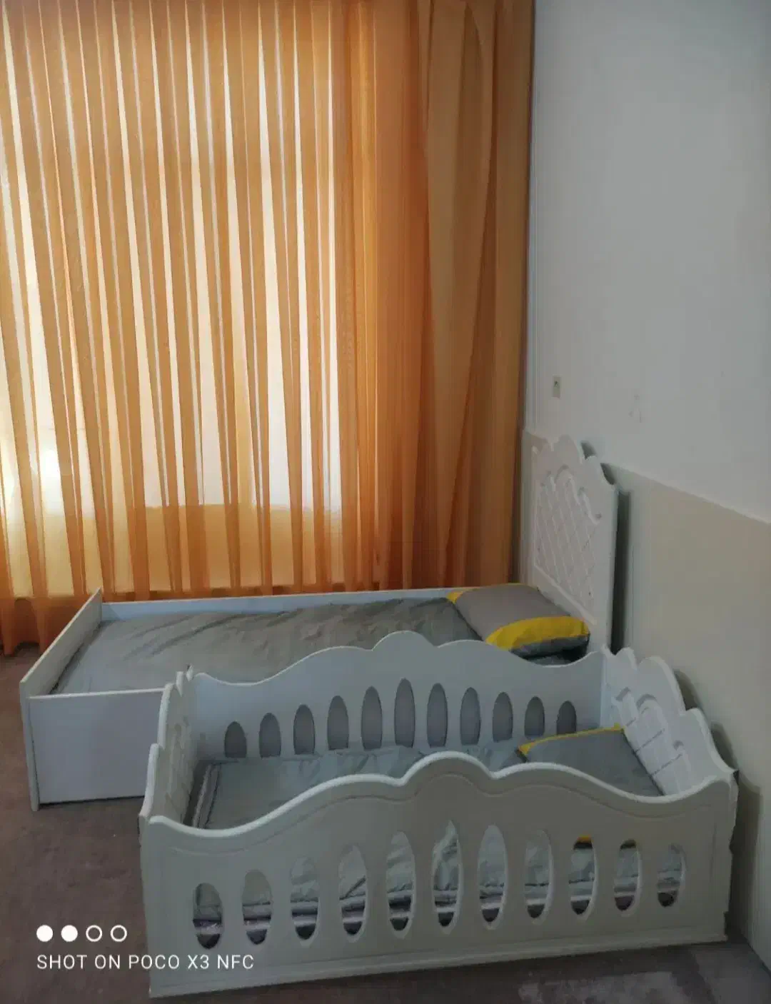 تخت وکمد|تخت و سرویس خواب|بیرجند, |دیوار