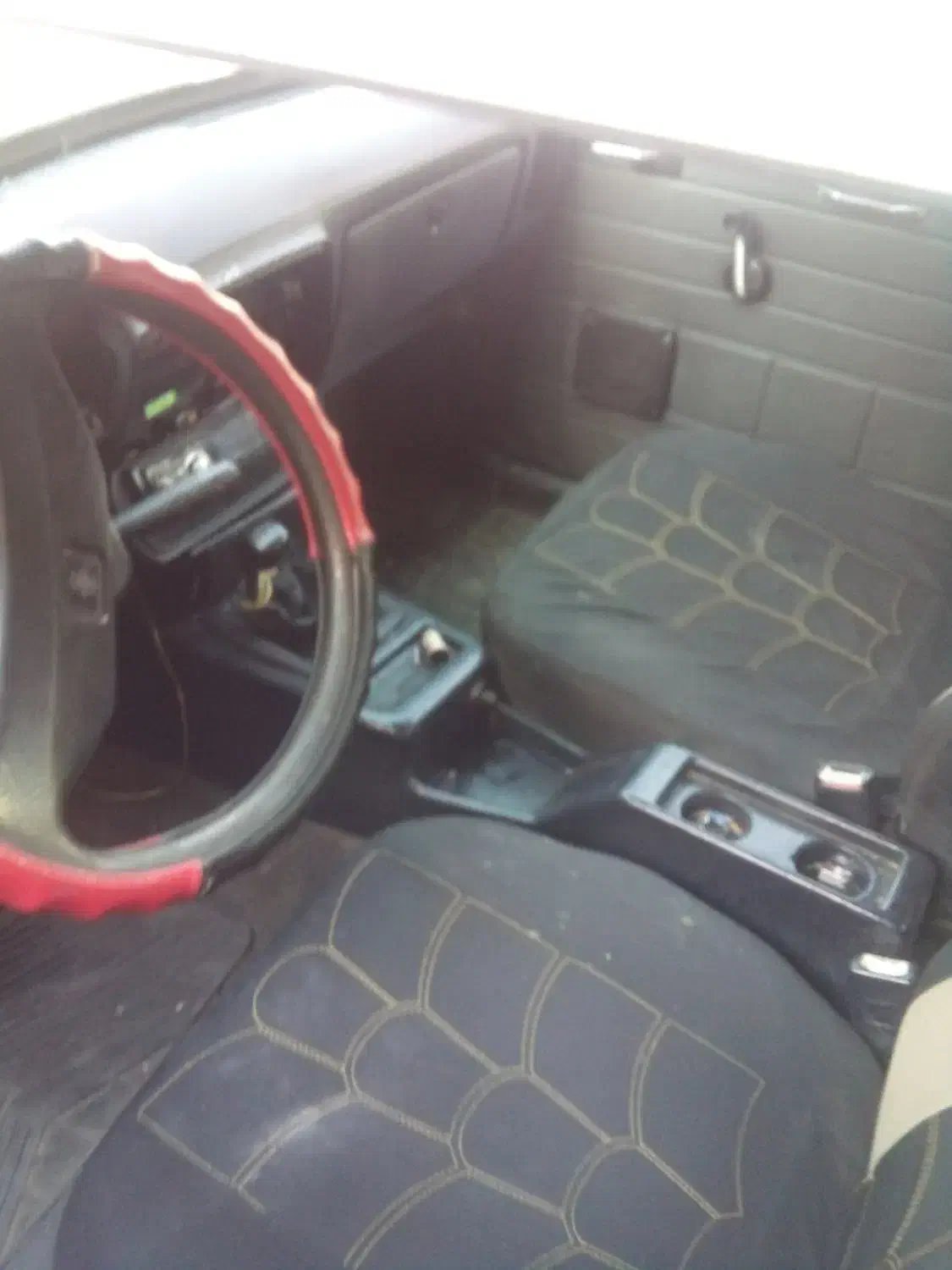 پیکان 79همه مدارک به نام خودمه دارای همه مدارک|خودرو سواری و وانت|ابریشم, |دیوار