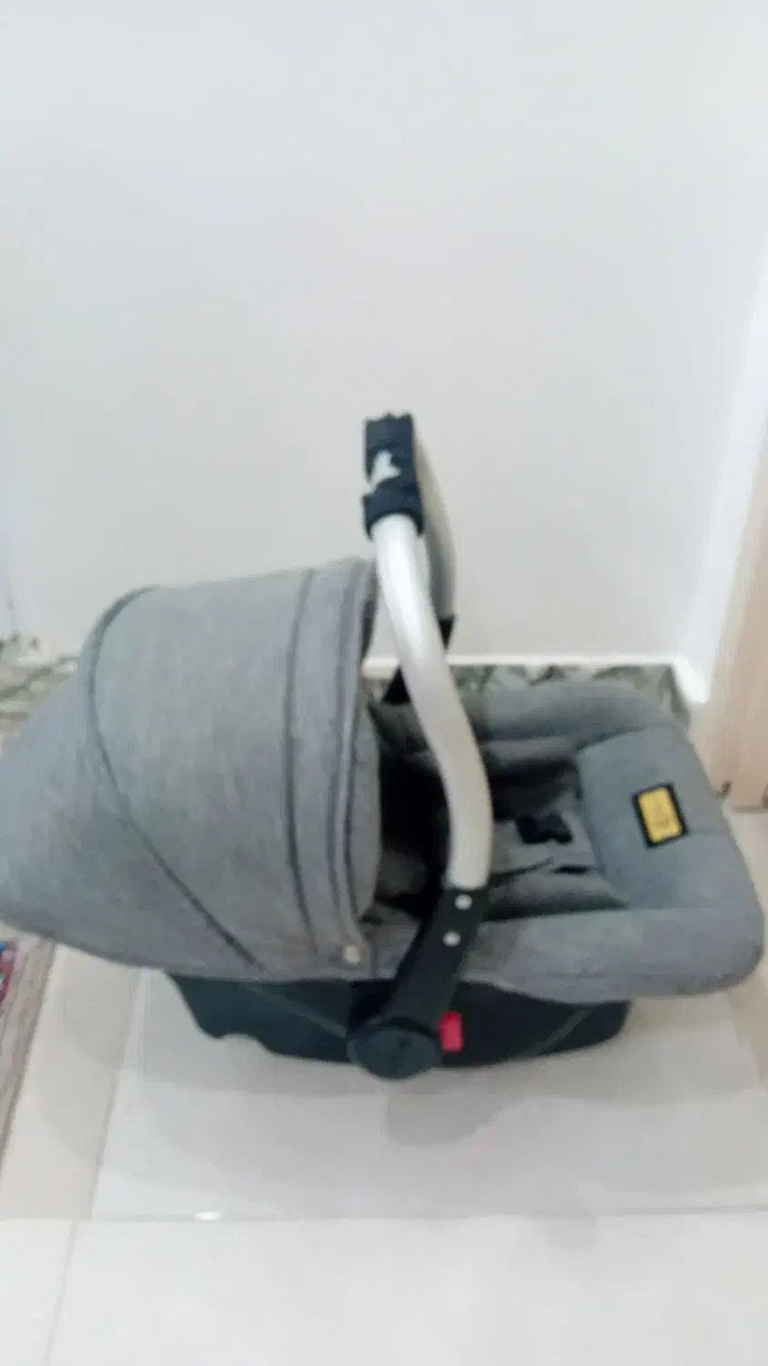 کریر|کالسکه و لوازم جانبی|مرند, |دیوار