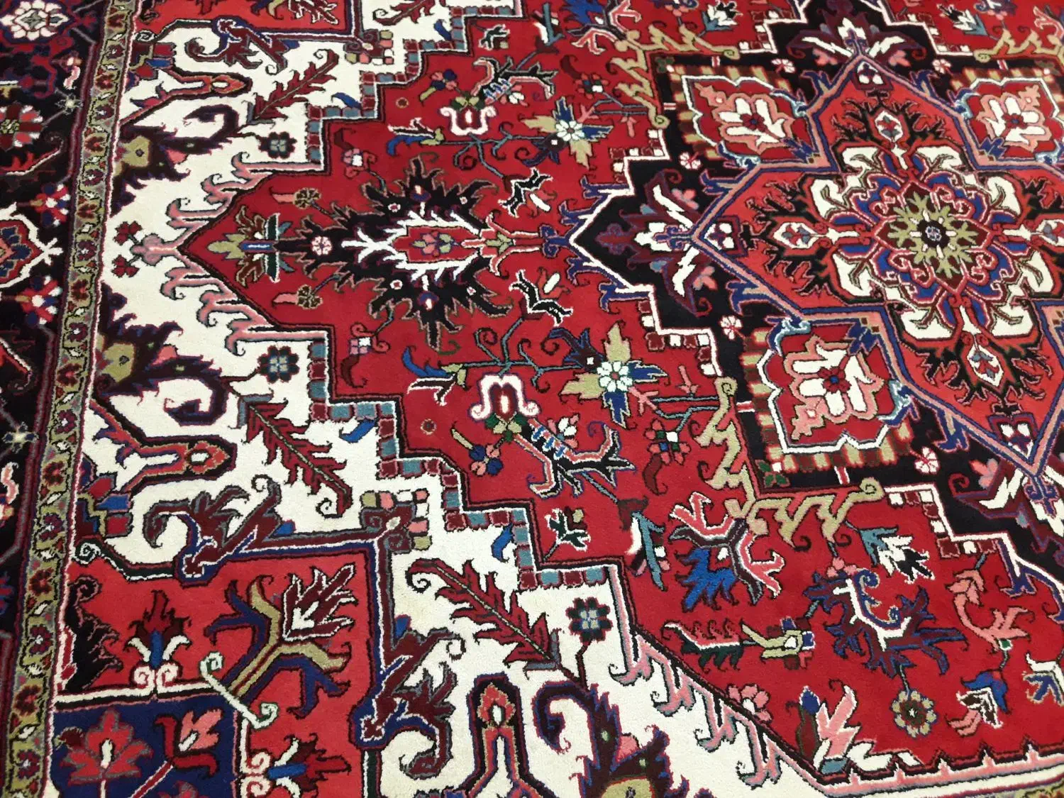 فرش دست باف|فرش|میاندوآب, |دیوار