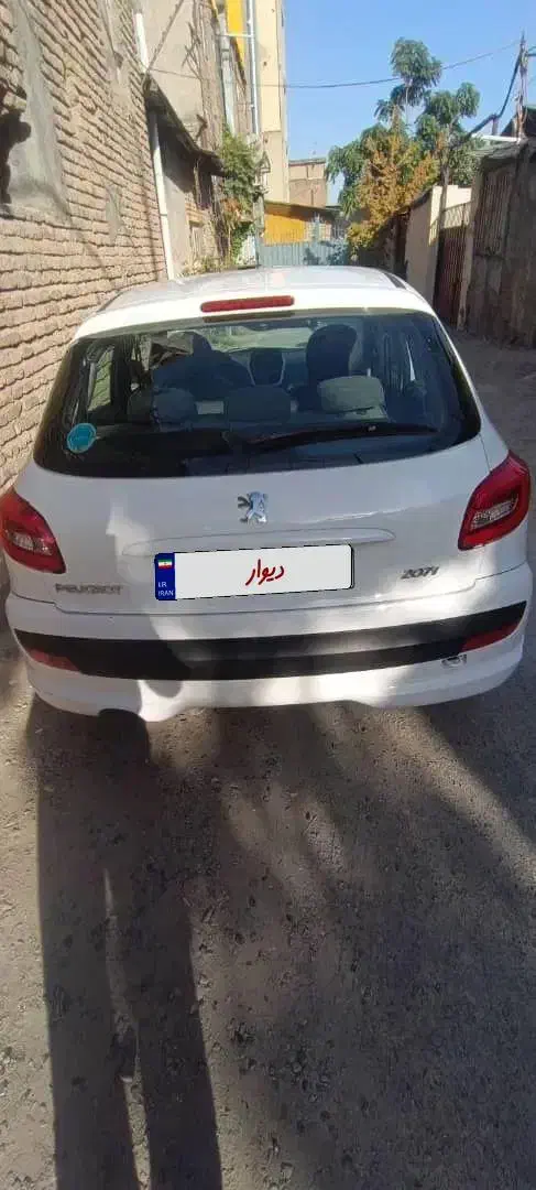 ۲۰۷ سقف فلز اتومات ۶سرعته بی رنگ تمیز|خودرو سواری و وانت|رودهن, |دیوار