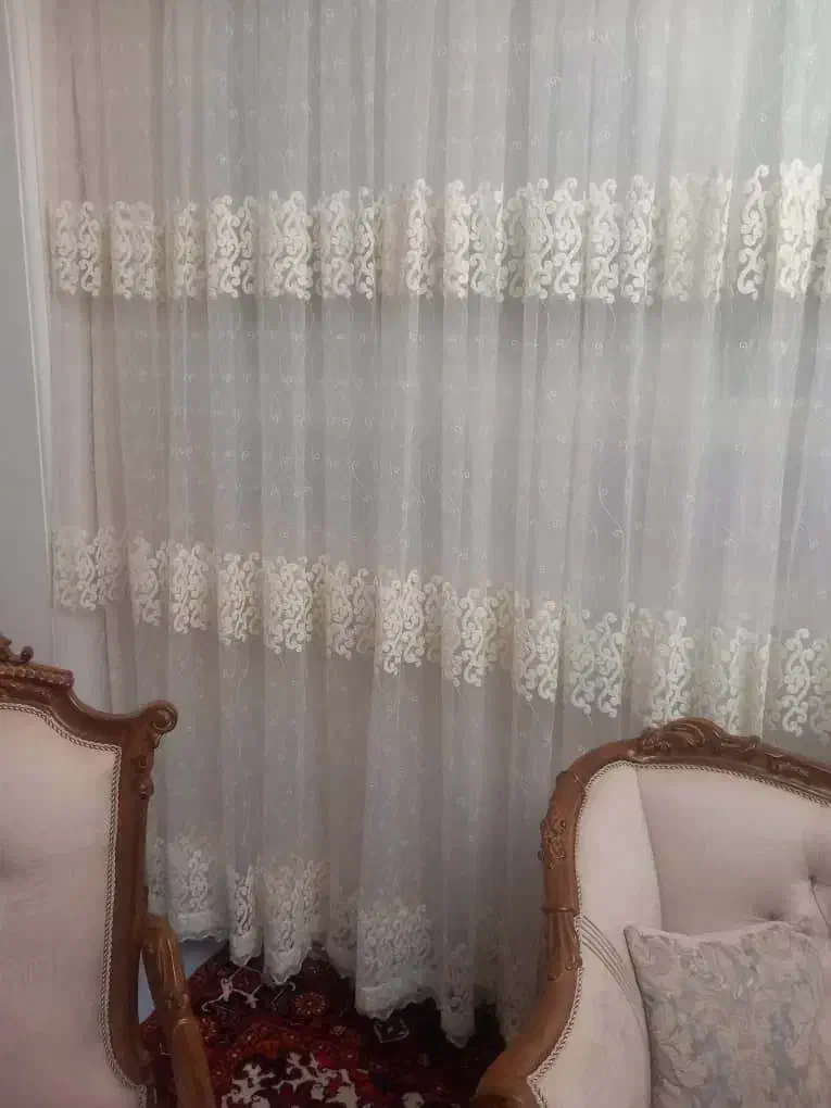 پرده پذیرایی|پرده، رانر، رومیزی|میانه, |دیوار