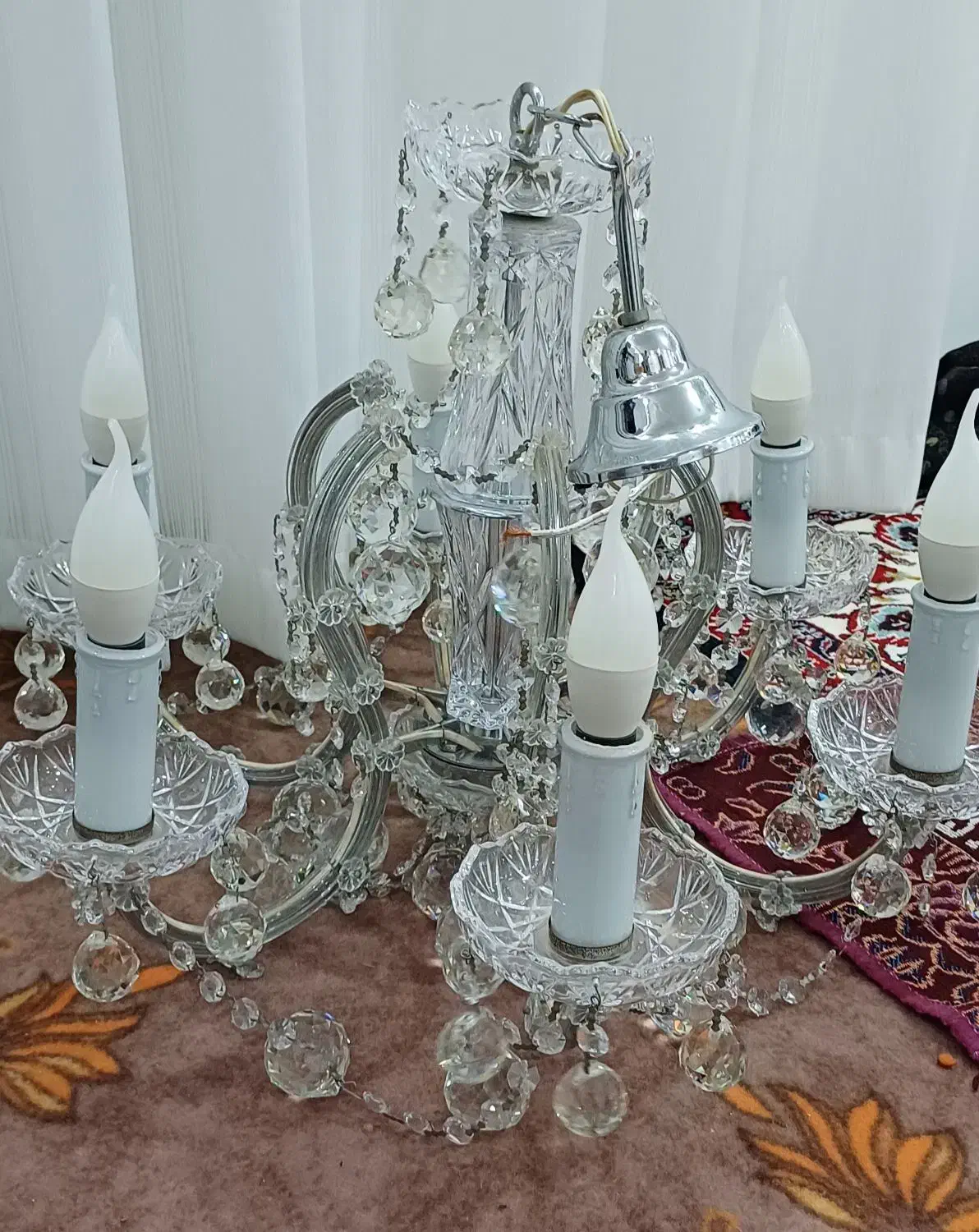 ۳ عدد لوستر کریستالی سالم، قیمت مناسب|لوستر و چراغ آویز|مشگین شهر, |دیوار