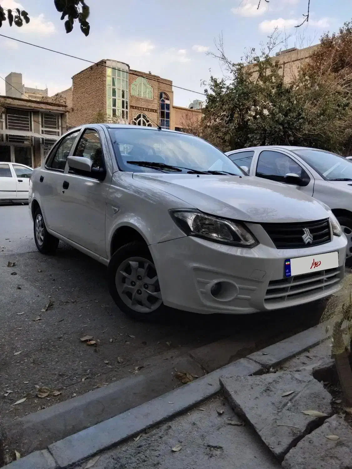 ساینامدل۴۰۱|خودرو سواری و وانت|مشهد, نوید|دیوار